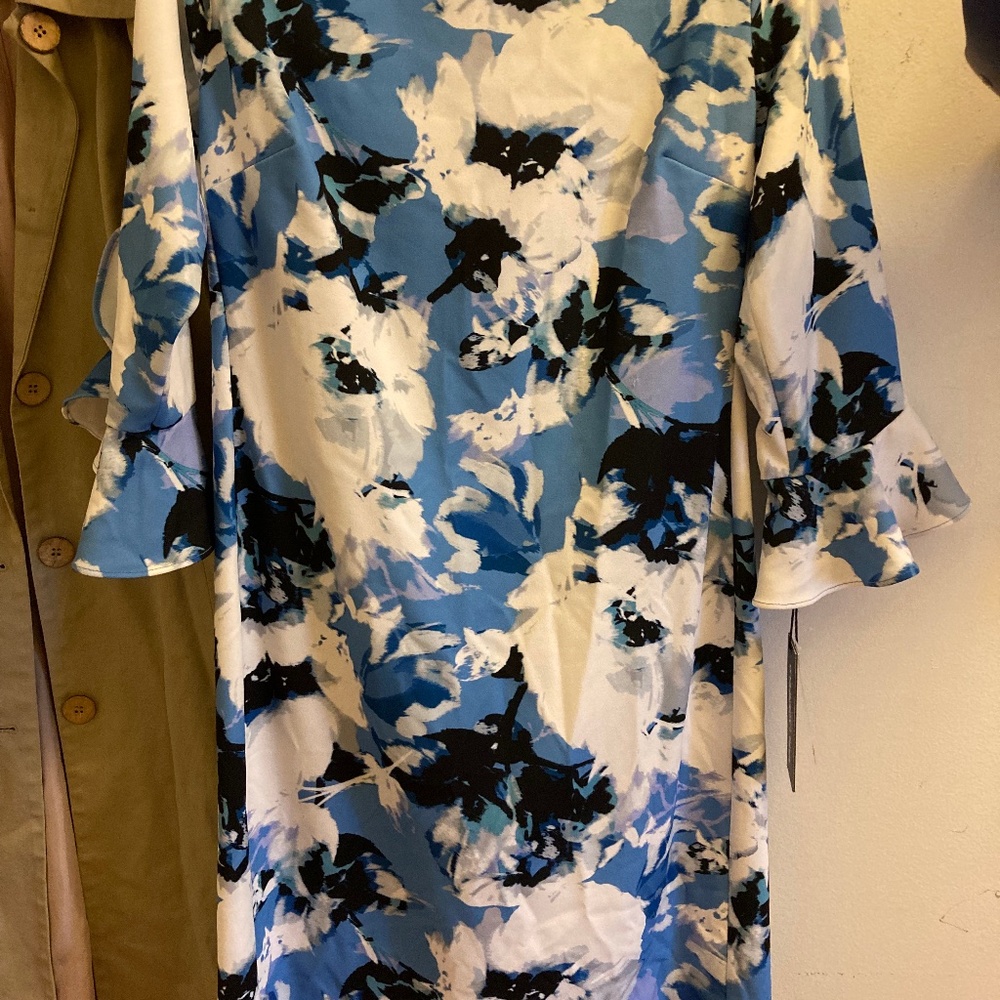 Karl Lagerfeld dress with bell sleeves, size 10, turquoise and white